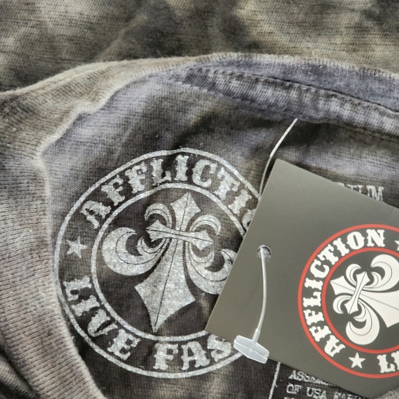 Affliction T-shirt. - Picture 8 of 10